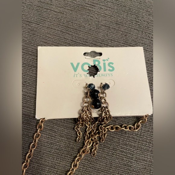Vobi’s Necklace and Earring Set - Picture 6 of 6